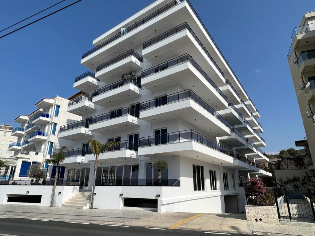 Azure Inn Hotel Sarande Luaran gambar