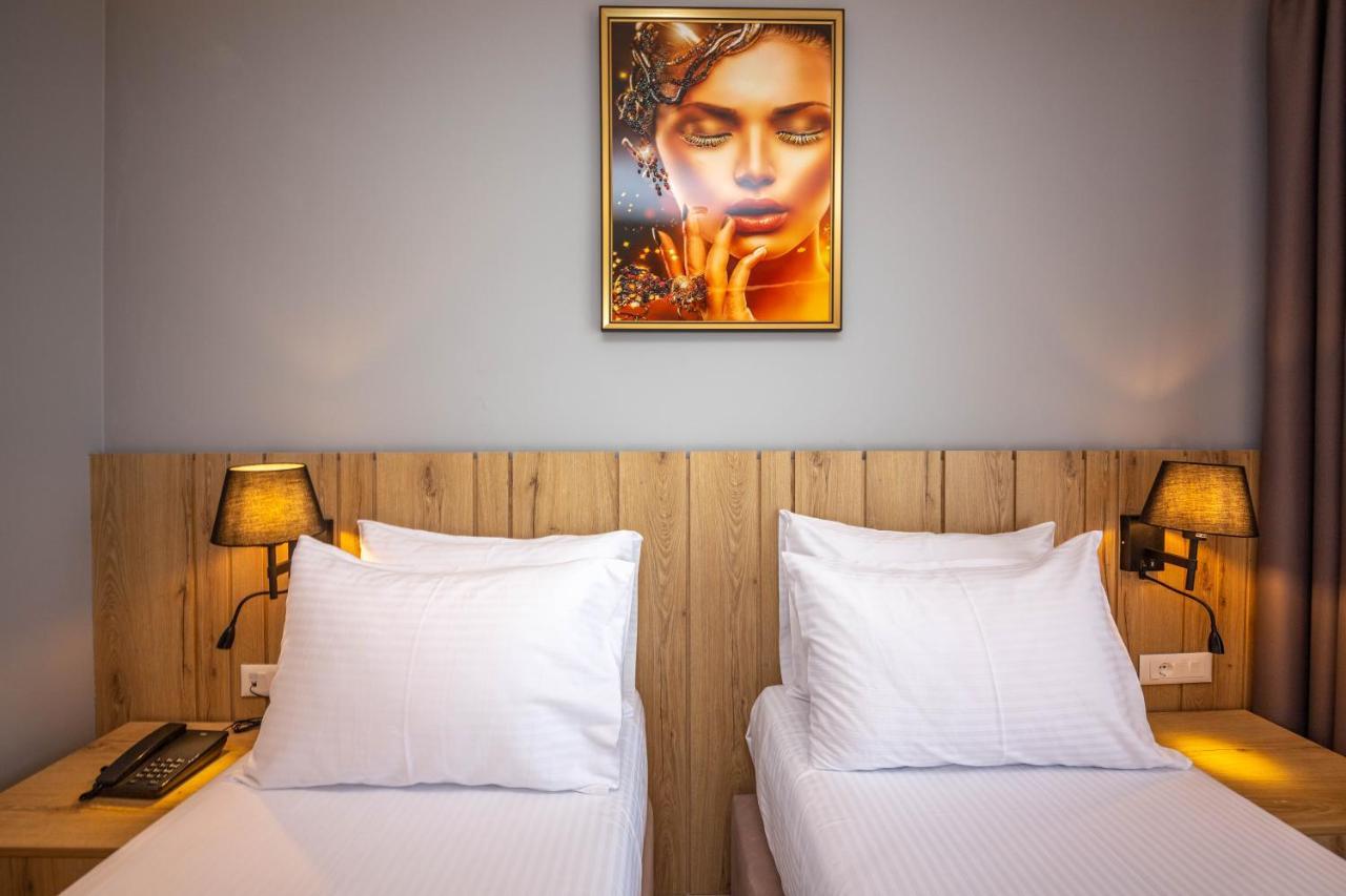 Azure Inn Hotel Sarande Luaran gambar