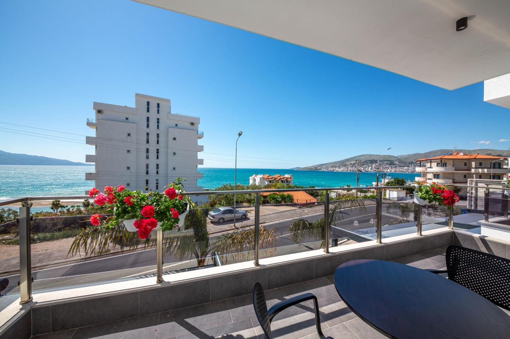 Azure Inn Hotel Sarande Luaran gambar