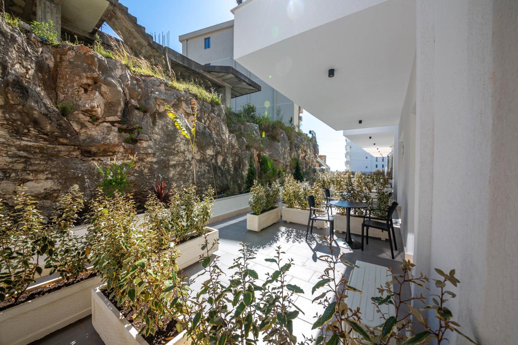 Azure Inn Hotel Sarande Luaran gambar
