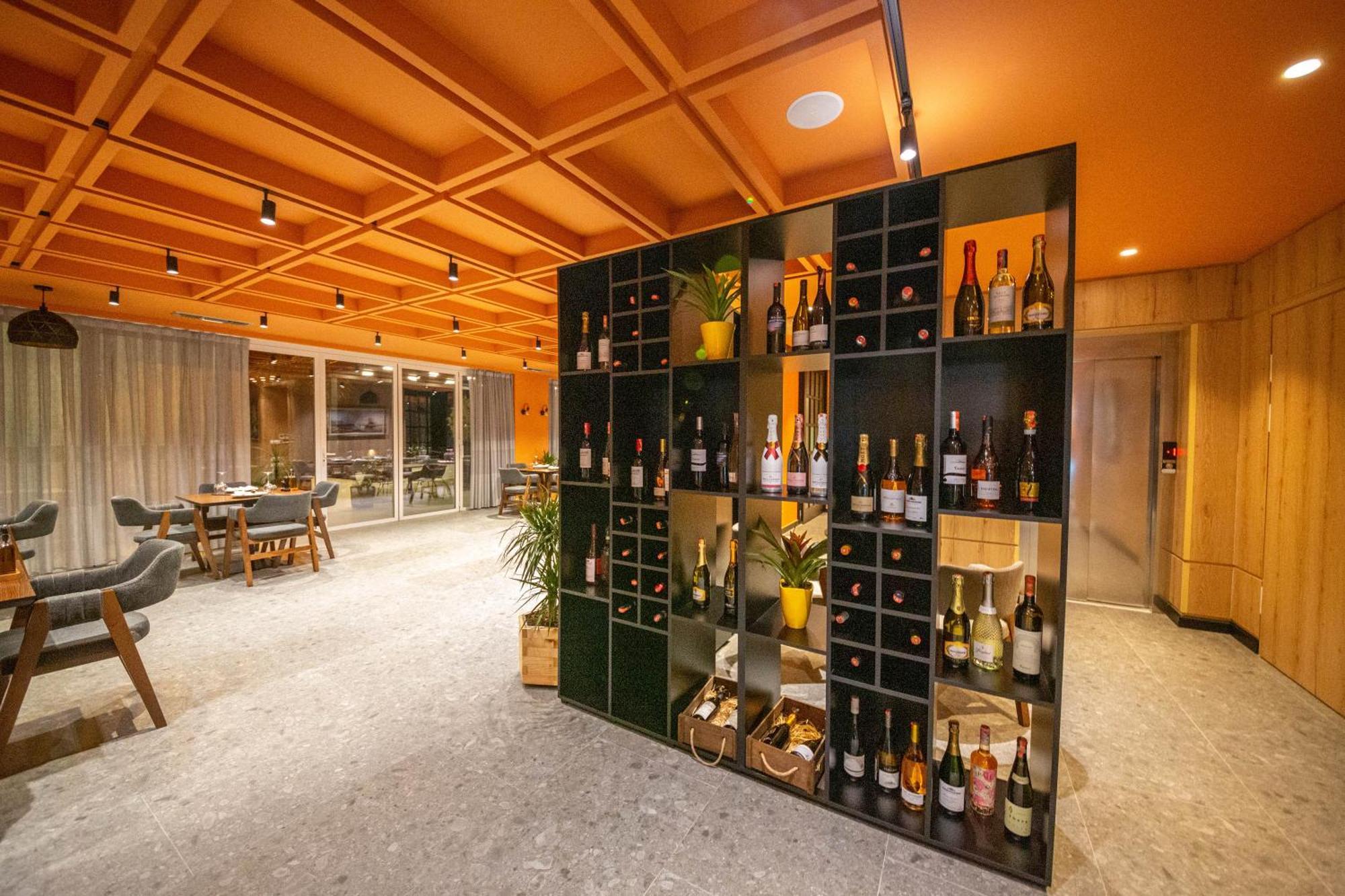 Azure Inn Hotel Sarande Luaran gambar
