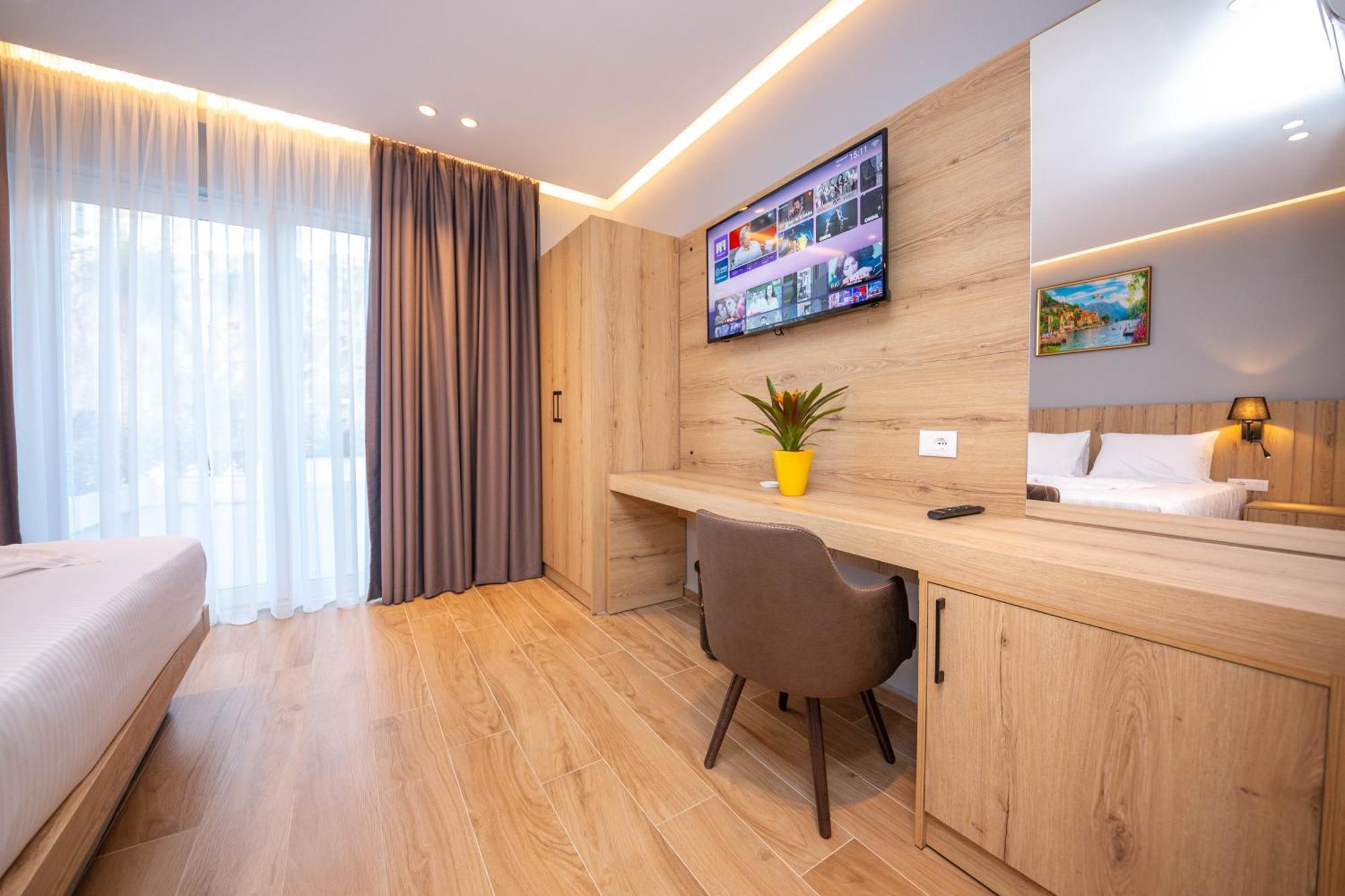 Azure Inn Hotel Sarande Luaran gambar