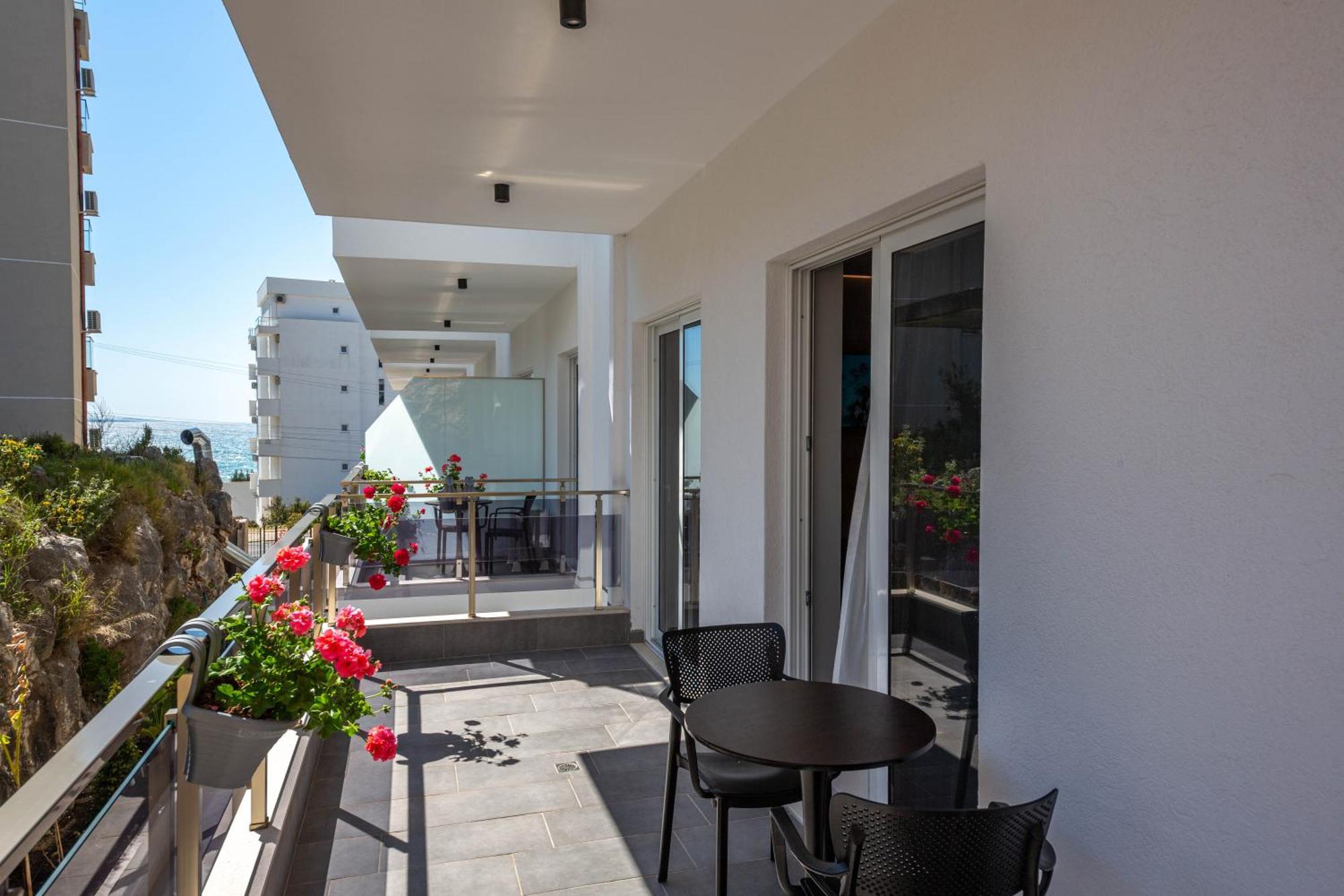 Azure Inn Hotel Sarande Luaran gambar