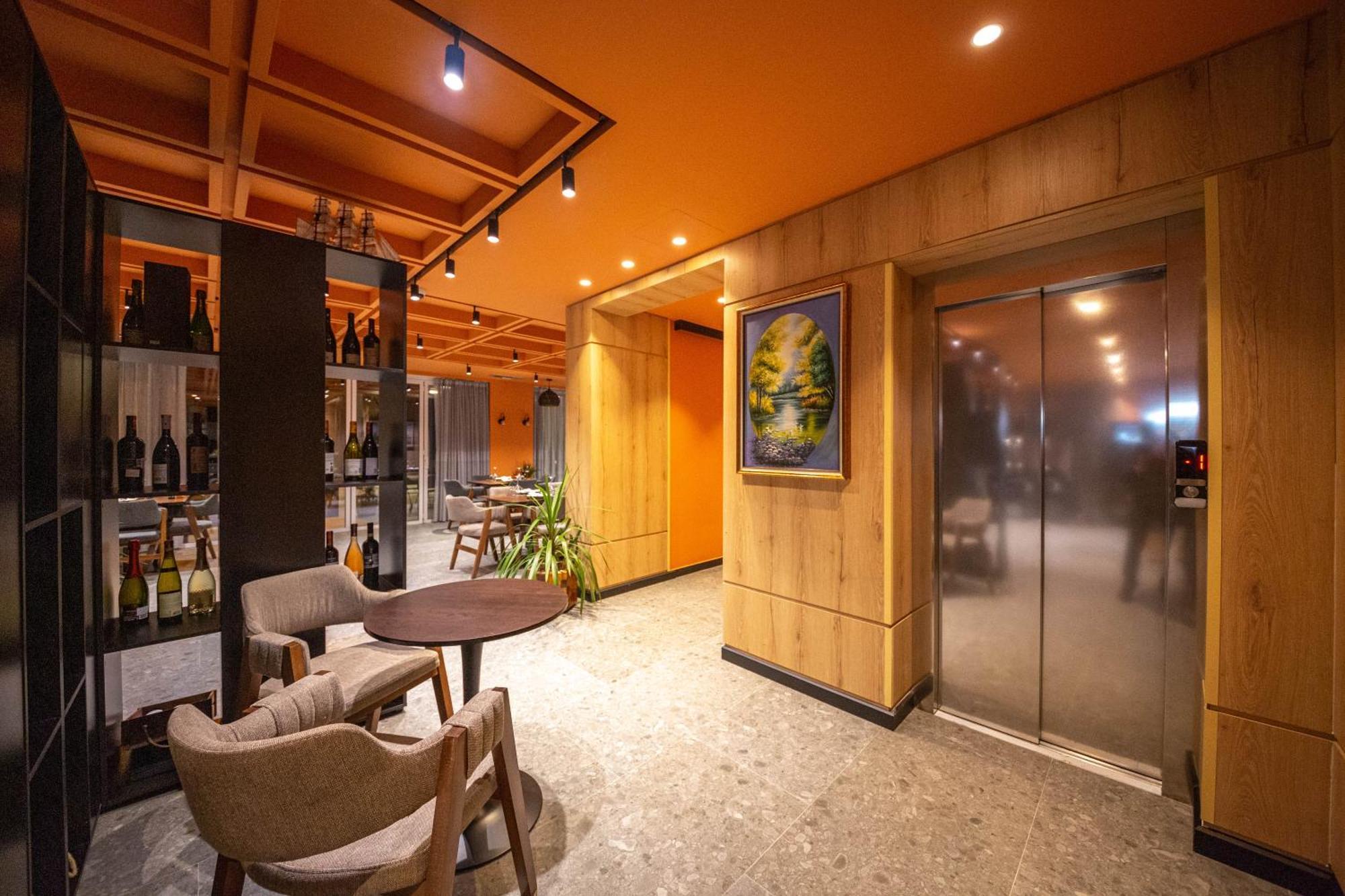 Azure Inn Hotel Sarande Luaran gambar