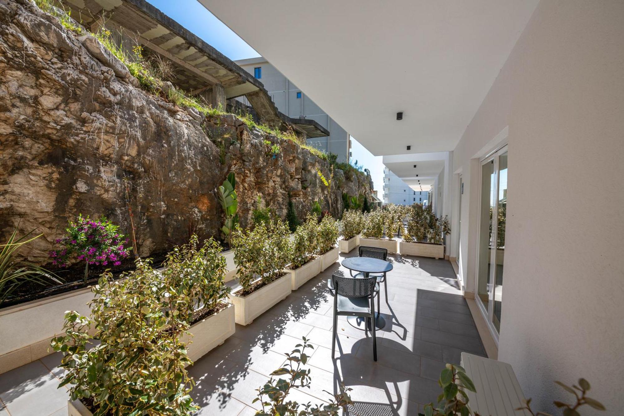 Azure Inn Hotel Sarande Luaran gambar